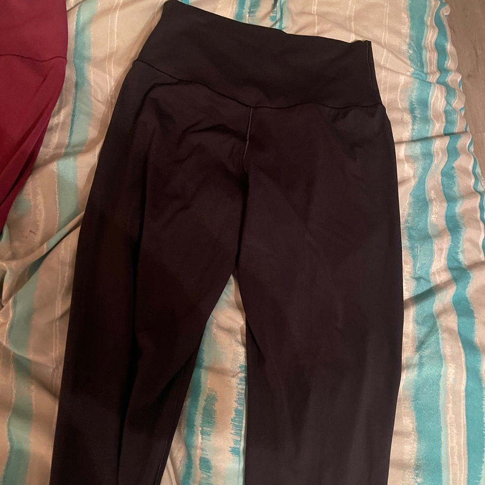 Sunzel Flare Leggings Black Medium red 2 pairs pants yoga - Picture 4 of 7